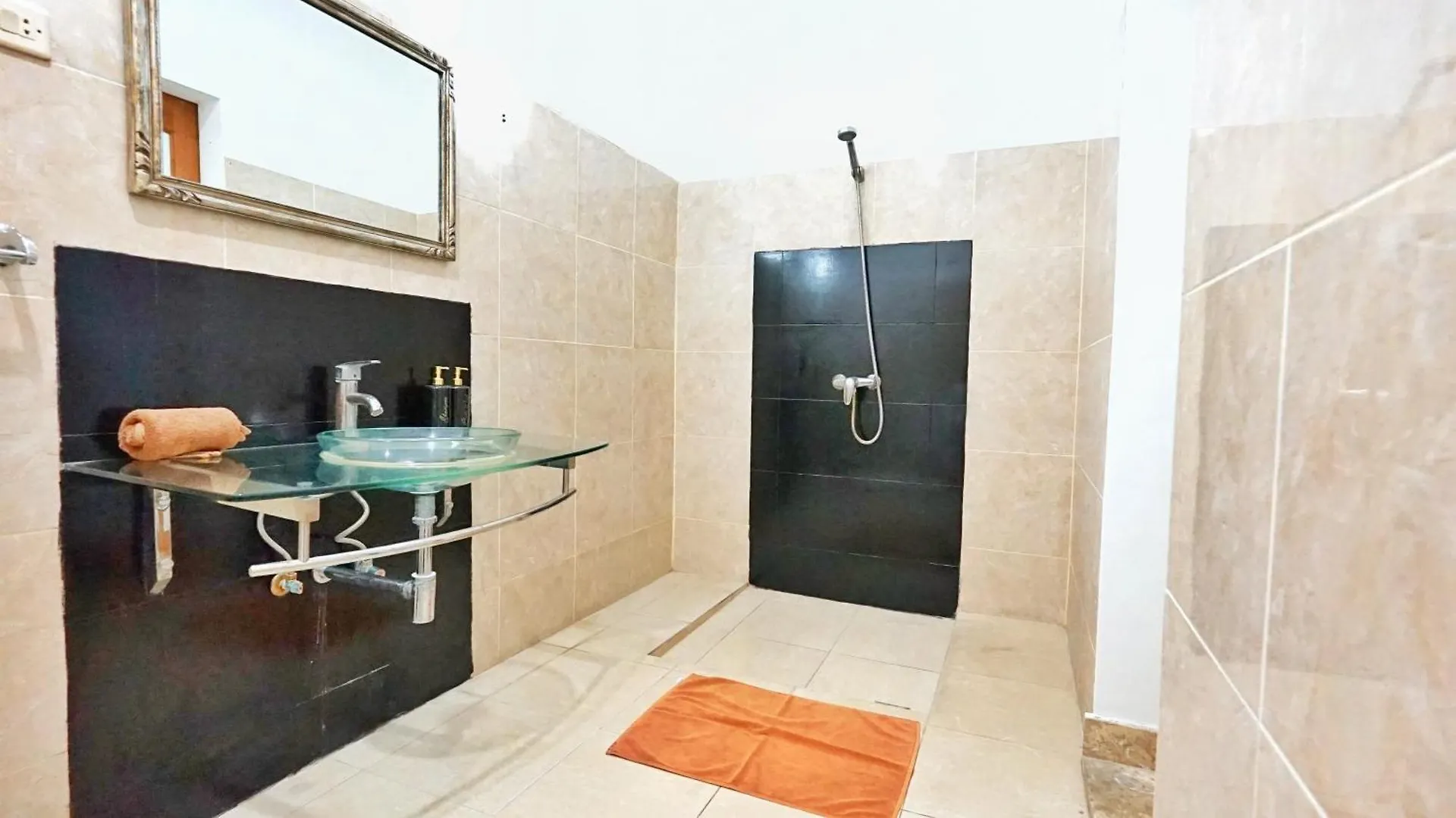 Villa Te Kawau Seminyak Indonezja